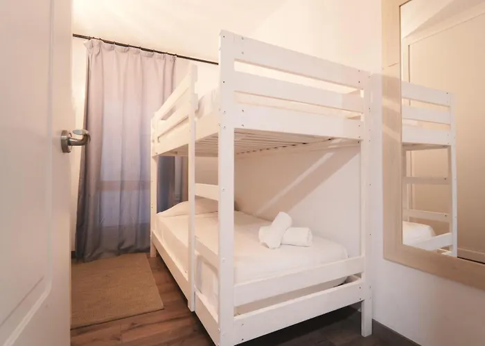 Seahomes Vacations - Coral Sun In Fenals Apartmán