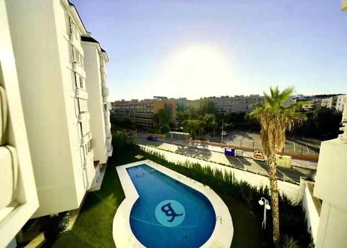 Seahomes Vacations - Coral Sun In Fenals 료렛 드 마르